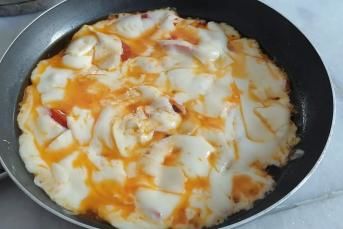 Kahvaltılık Kaşarlı Domates Tarifi