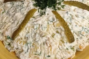 Hardal Tohumlu Yoğurtlu Patates Salatası