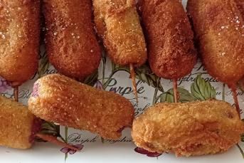 Kore Usulü Sosis (Korean Hot Dog)