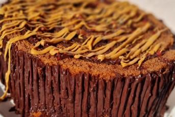 Kakaolu Yaş Pasta Tarifi