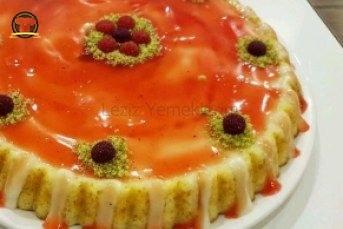 Meyve Soslu Tart Kek