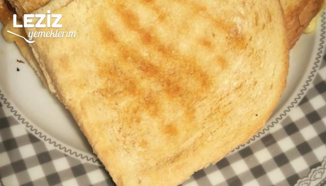 Evde Ayvalık Tostu Tarifi