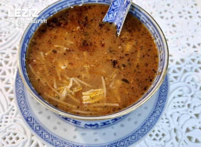 Tarhanalı Şehriye Çorbası Nasıl Yapılır