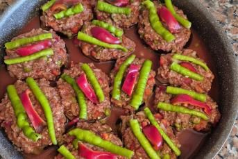 Lahmacun İçli Bostan Patlıcan Yemeği