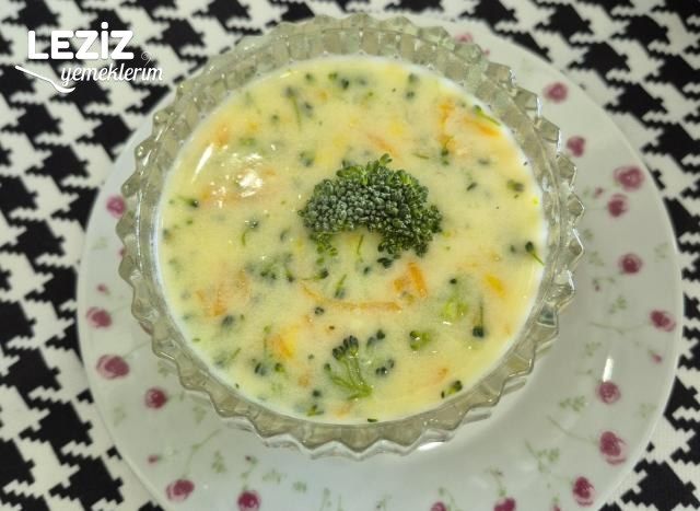 Sütlü Brokoli Çorbası