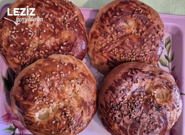 Patatesli Sarma Çörek