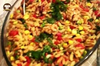 Arpa Şehriye Salatası