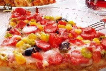 Bayat Ekmek Pizzası Tarifi