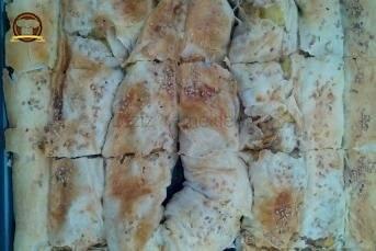 Patatesli Tepsi Böreği