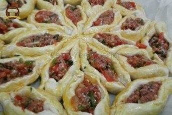 Kıymalı Yıldız Poğaça