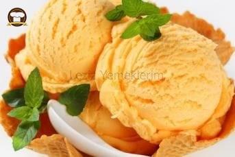 Ev Yapımı Şeftalili Dondurma