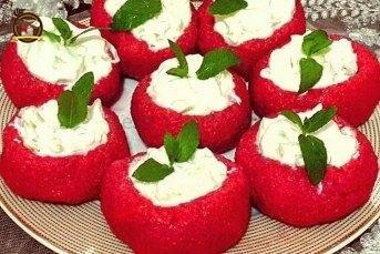 Kırmızı Pancarlı Bulgur Çanakları