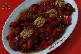 Kuru Domates Salatası Tarifi