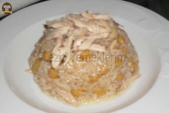 Tavuklu Nohutlu Pilav