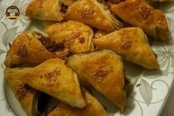 Tahinli Mercimekli Börek