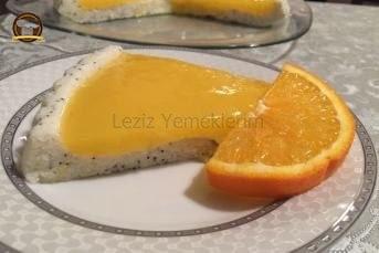 Haşhaşlı Ve Portakal Soslu İrmik Tatlısı