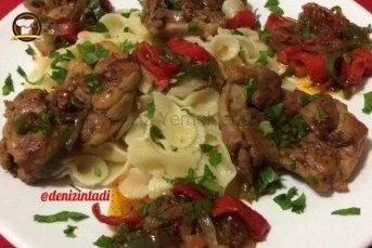 Jülyen Soğan Biber Eşliğinde Tavuk But