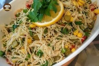 Tel Şehriye Salatası