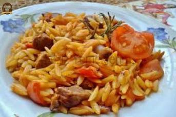 Sebzeli Arpa Şehriye Pilavı