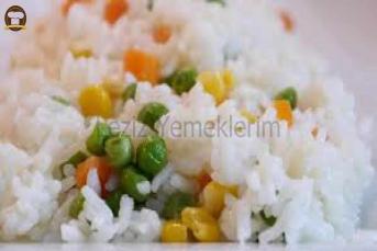 Sebzeli Pilav Yapımı