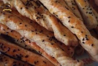 Baharatlı Çubuk Kraker