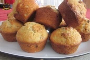 Sütsüz Yumurtasız Üzümlü Kek