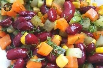 Meksika Fasulye Salatası