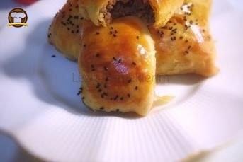 Nefis Elde Açma Kıymalı Bohça Börek
