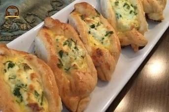 Peynirli Karnıyarık Çörek