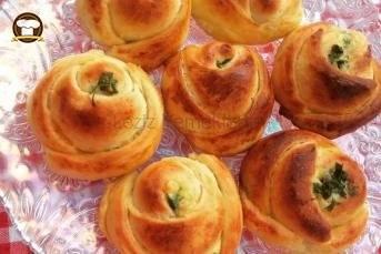 Gül Poğaça Tarifi