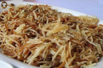 Mercimekli Şehriye Pilavı