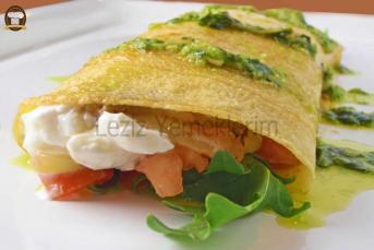 Pesto Soslu Mozarellalı Krep