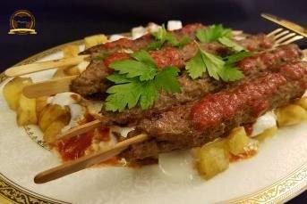 Yoğurtlu Şiş Köfte Kebabı