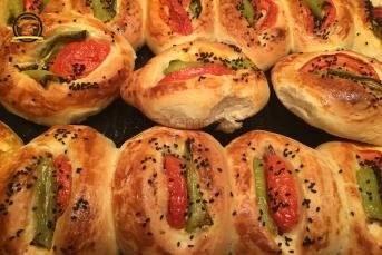 Pizza Poğaça Nasıl Yapılır