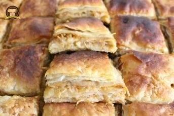 El Açması Patlıcanlı Börek