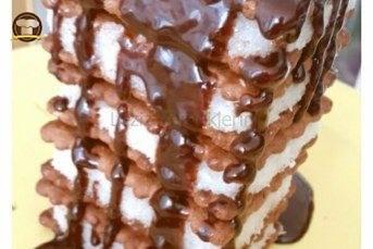 Çikolata Soslu Cocostar Bisküvi Kulesi