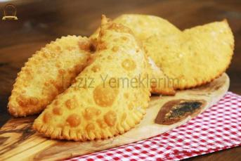 Beyaz Peynirli Puf Börek