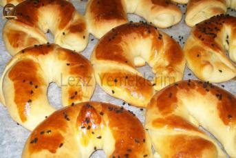 Kıymalı Ay Çöreği