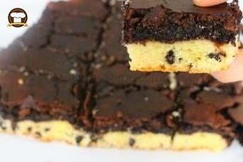 Altı Kurabiye Üstü Browni