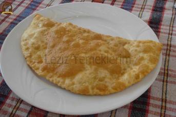 Çiğ Börek Yapımı