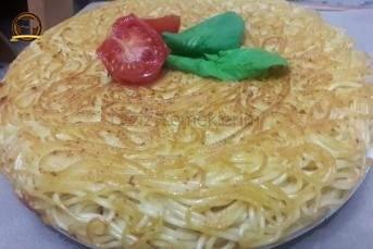 Tavada Makarna Böreği Tarifi