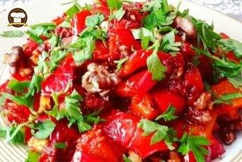 Kahvaltılık Cevizli Kırmızı Biber Kavurması