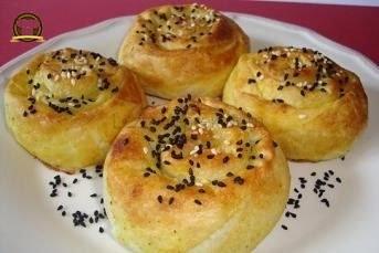 El Açması Peynirli Börek