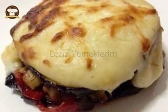 Beşamel Soslu Patlıcanlı Tavuk Kebabı