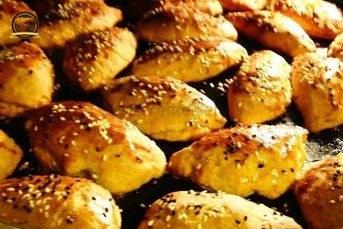 Ev Yapımı Peynirli Poğaça Tarifi