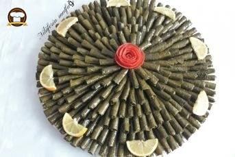 Yaprak Sarması Tarifi (Kıymalı)