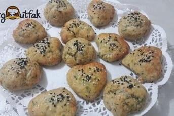 Dereotlu Poğaça (Aşamalı Anlatım)