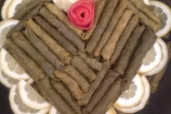 Zeytinyağlı Yaprak Sarma (Nar Ekşili)