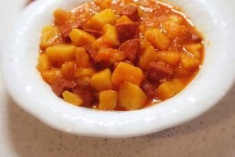 Sucuklu Patates Yemeği