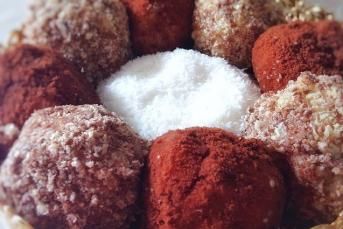 Gofretli Ve Bisküvili Muhallebi Topları